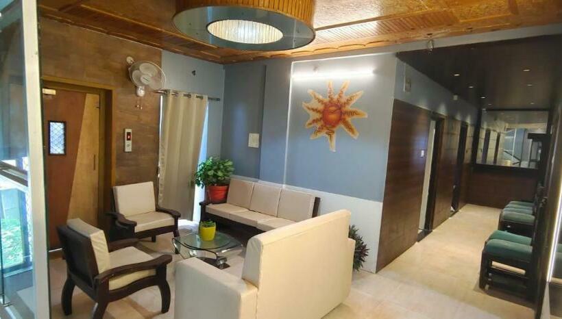 בית מלון כפרי Sai Palace