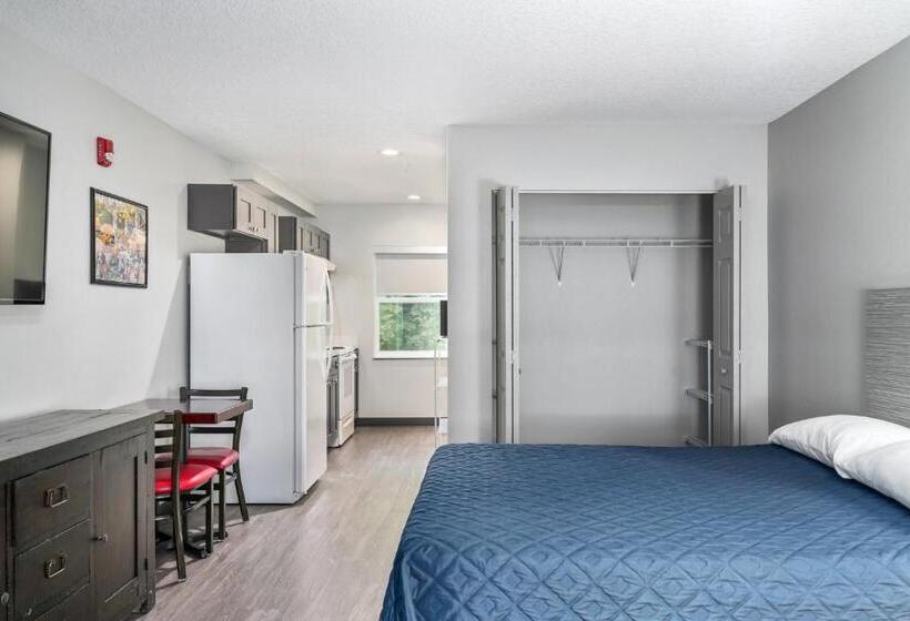 מוטל Ocala Suites