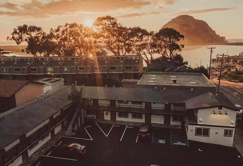 Retkeilymaja Blufftop Inn & Suites   Wharf/restaurant District