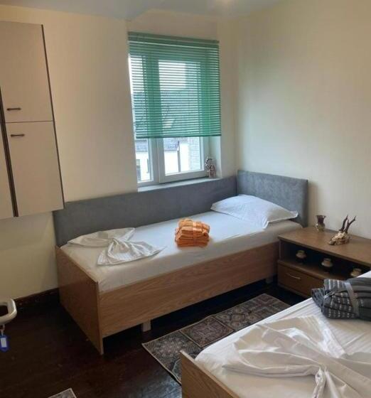 호스텔 Osteria Mediterranean