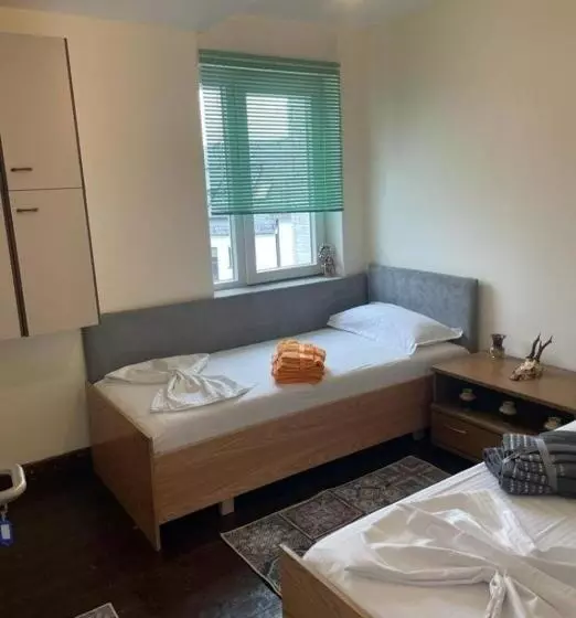 Retkeilymaja Osteria Mediterranean