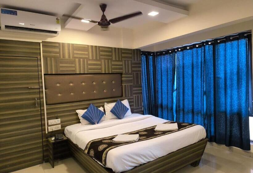 호텔 Phoenix,panvel