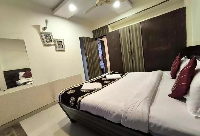 Hotel Phoenix,panvel