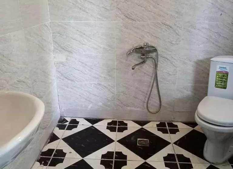 پانسیون Chirti Guest House