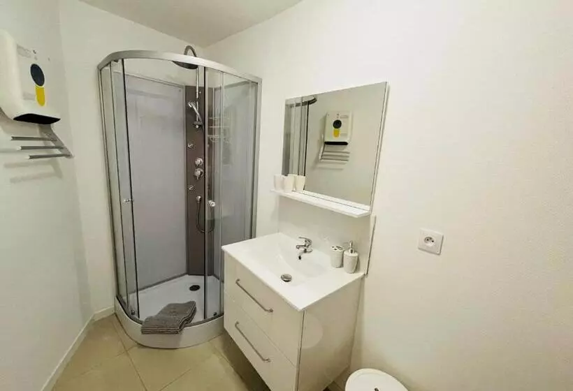 Majatalo Zewwelatreppler  La Grange Aux Petits Oignons  Chambre Rainette