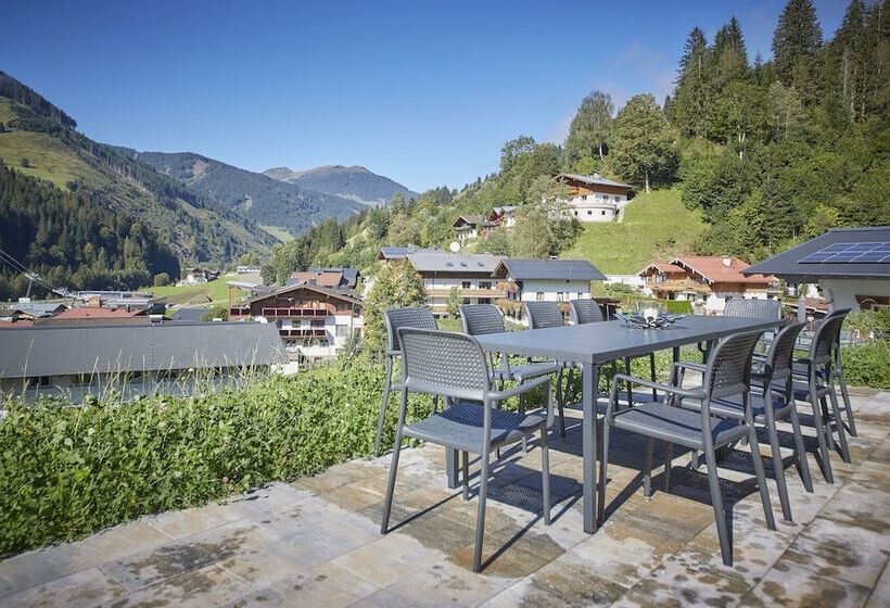 Alpenparks Chalet & Apartment Steve Lodge Viehhofen