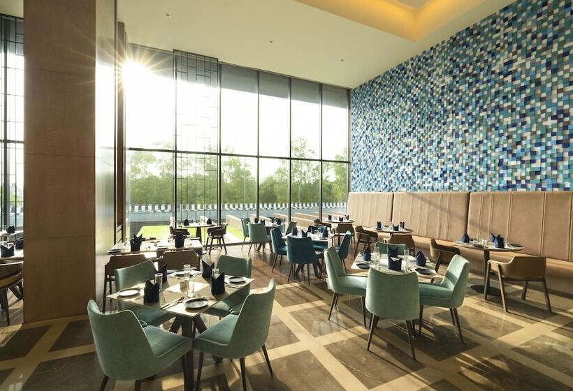 Отель Hyatt Place Bharuch