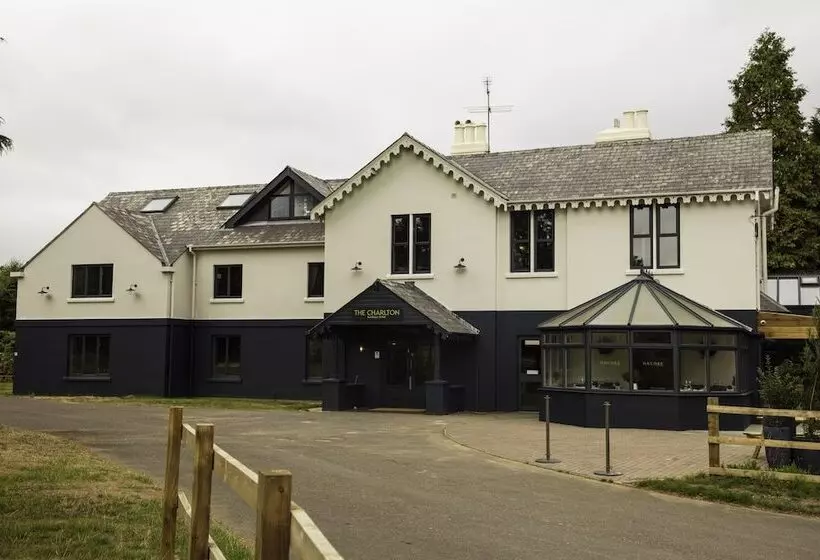 Hotelli The Charlton Boutique