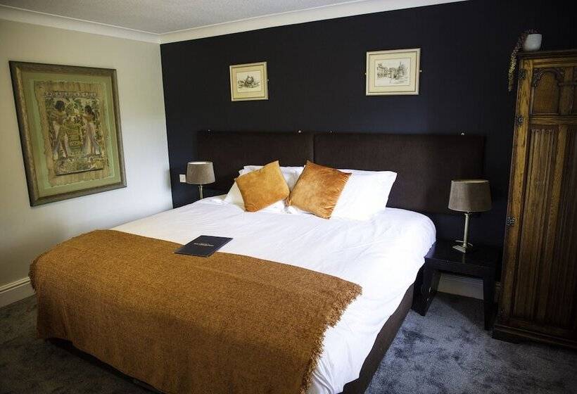 Отель The Charlton Boutique