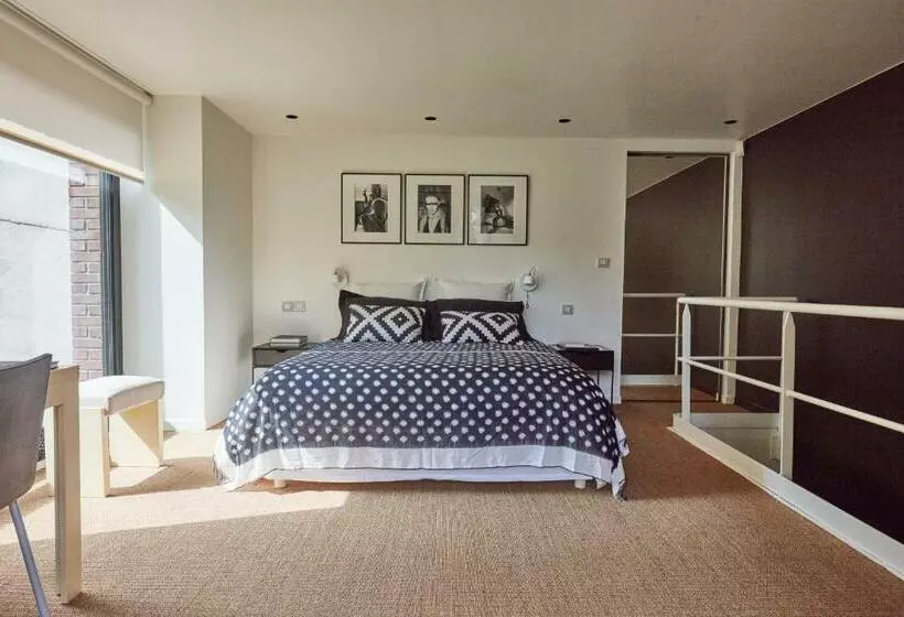 ペンション La Porte Rouge Rbx