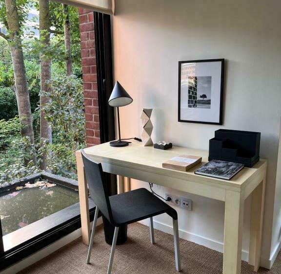 פנסיון La Porte Rouge Rbx