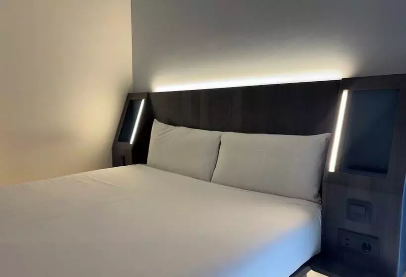 مسافرخانه HS Madrid Centro Atocha