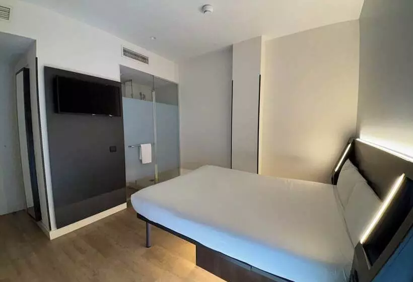 مسافرخانه HS Madrid Centro Atocha