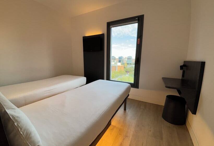 مسافرخانه HS Madrid Centro Atocha