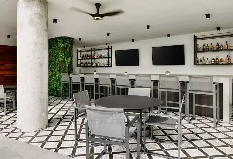 The Elser Hotel Miami, An All Suite