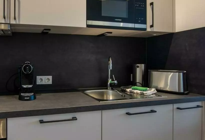 Livin63 Studio Apartments