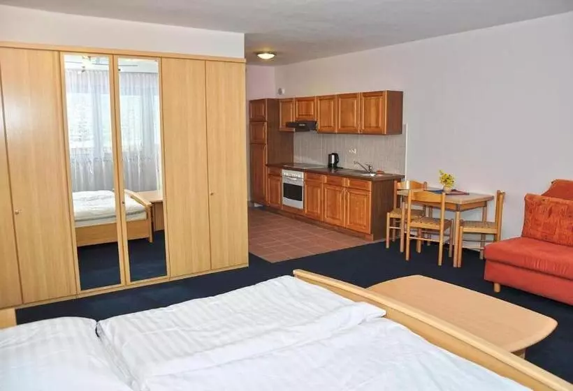 ペンション Penzión Antares