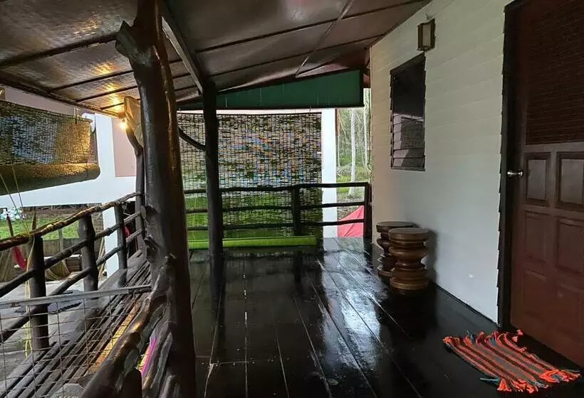 リゾートホテル Chaw Koh Chaloklum Bungalow