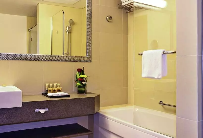 Adagio Premium Dubai Al Barsha