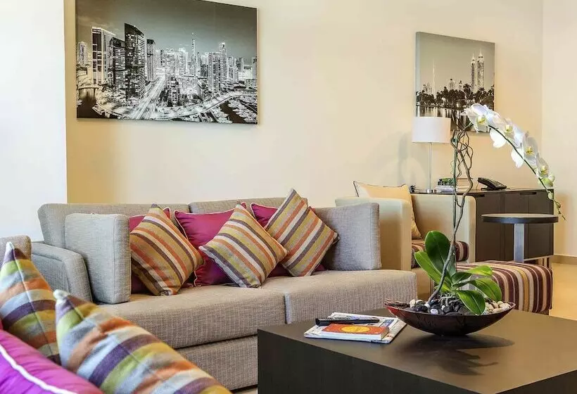 Adagio Premium Dubai Al Barsha