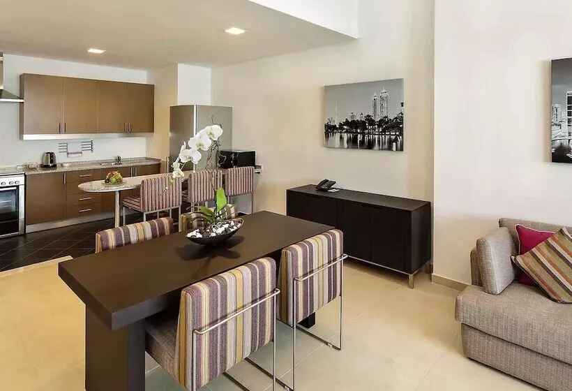 Adagio Premium Dubai Al Barsha