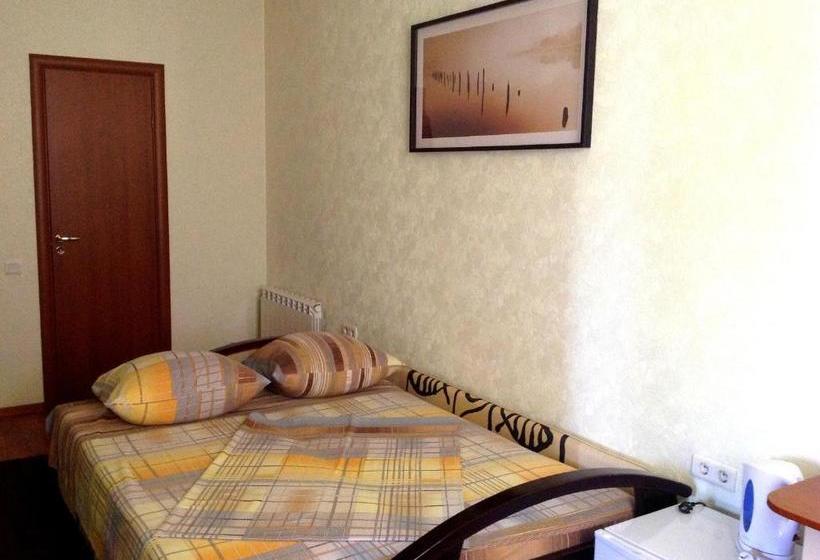 Schronisko Guest House Ochakovskiy