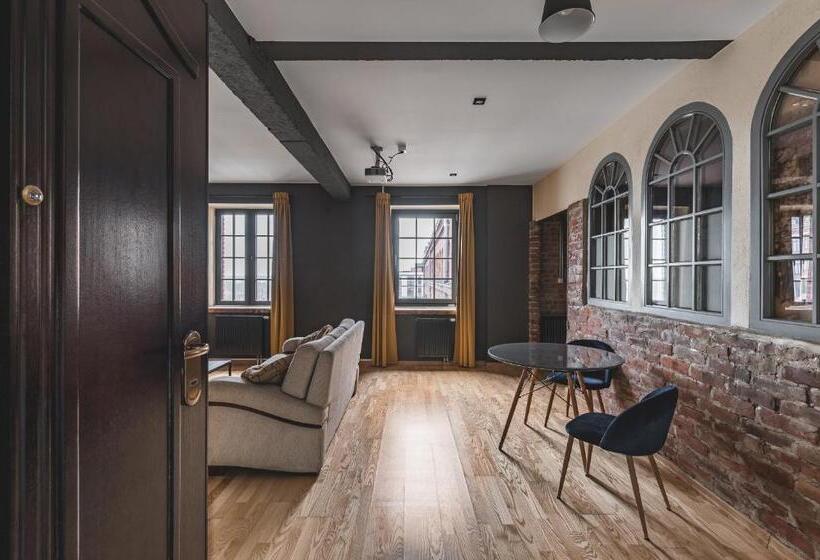 Aparthotel Stara Przędzalnia