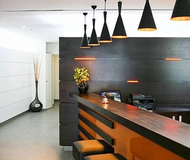 City Park Hotel By Chm