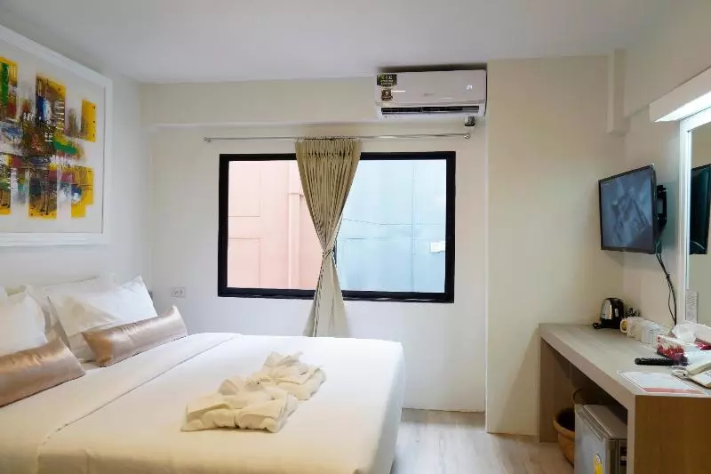 مسافرخانه Sawasdee House