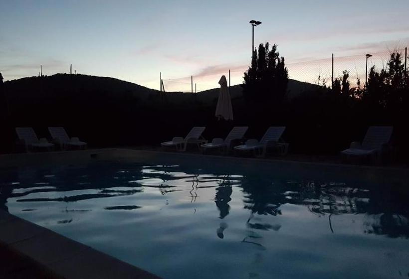 בית מלון כפרי Domominore