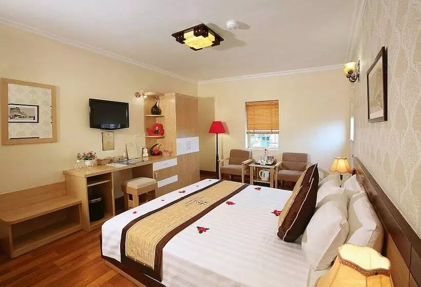 هتل Hanoi House Hostel & Travel