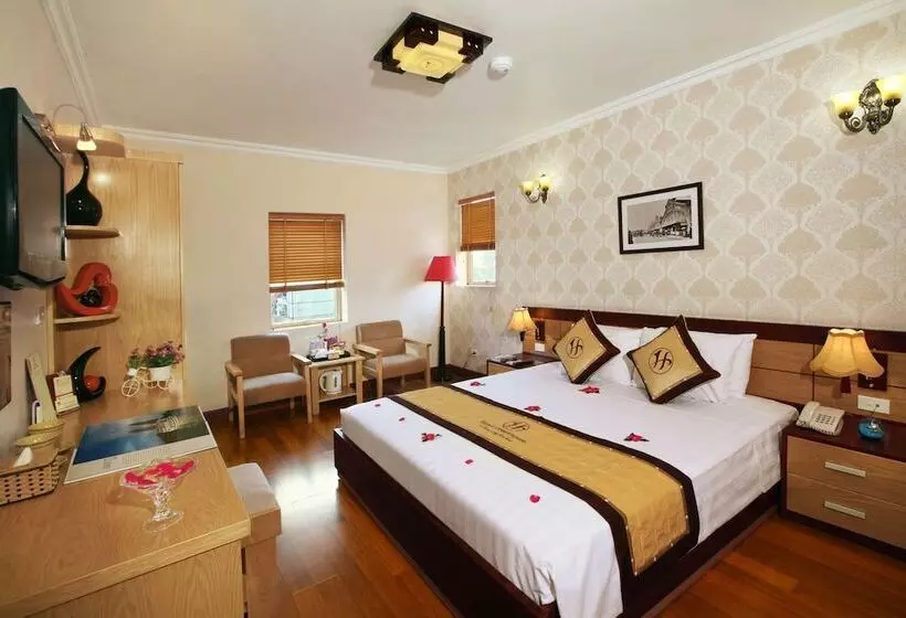 هتل Hanoi House Hostel & Travel