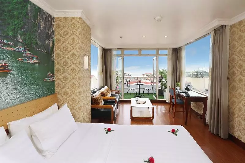 هتل Hanoi House Hostel & Travel