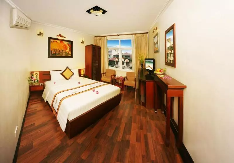 هتل Hanoi House Hostel & Travel