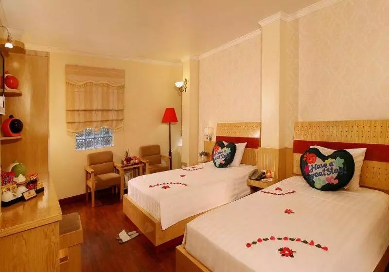 هتل Hanoi House Hostel & Travel