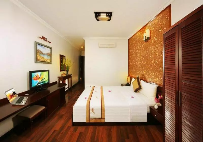 هتل Hanoi House Hostel & Travel