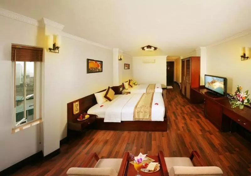 هتل Hanoi House Hostel & Travel