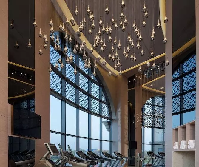 هتل Hyatt Regency Dubai Creek Heights