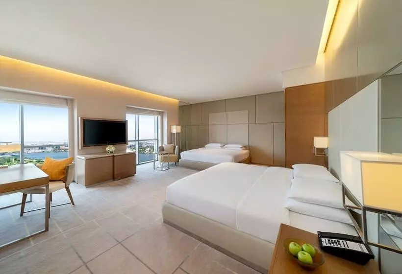 هتل Hyatt Regency Dubai Creek Heights