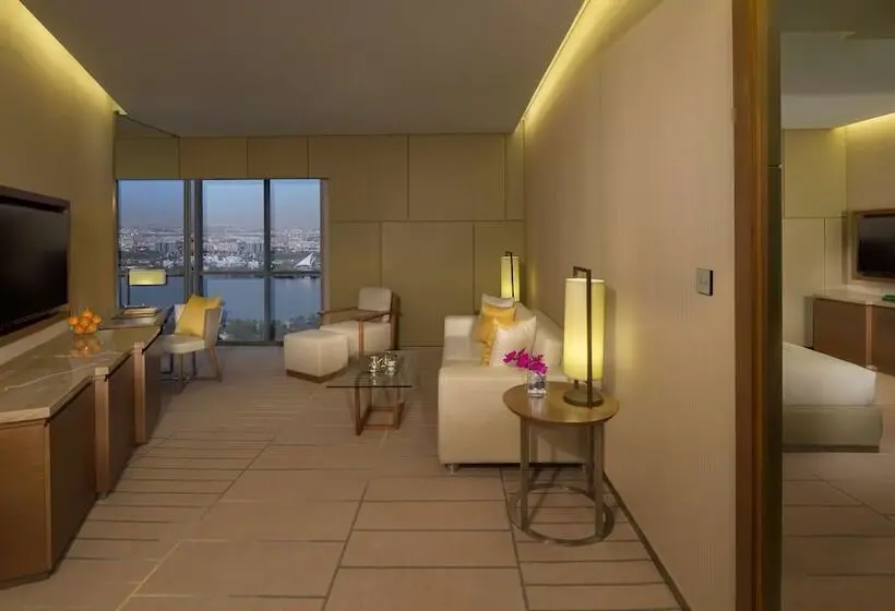 هتل Hyatt Regency Dubai Creek Heights