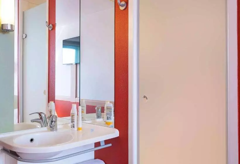 هتل Ibis Budget Lyon Centre Gare Partdieu