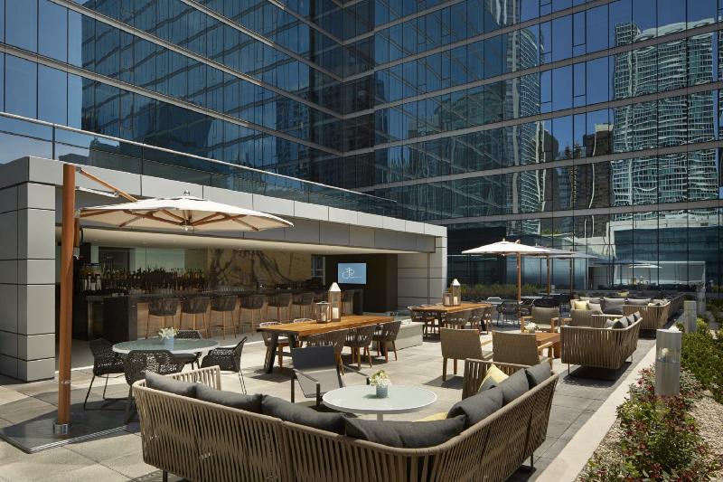 Отель Loews Chicago