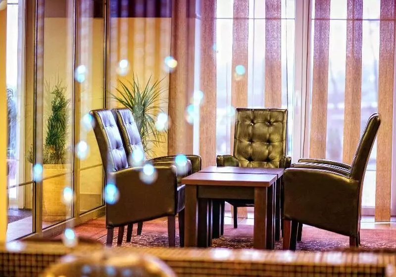Отель Mercure Racławice Dosłońce Conference&spa