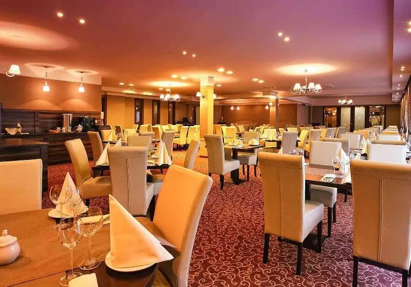 Отель Mercure Racławice Dosłońce Conference&spa