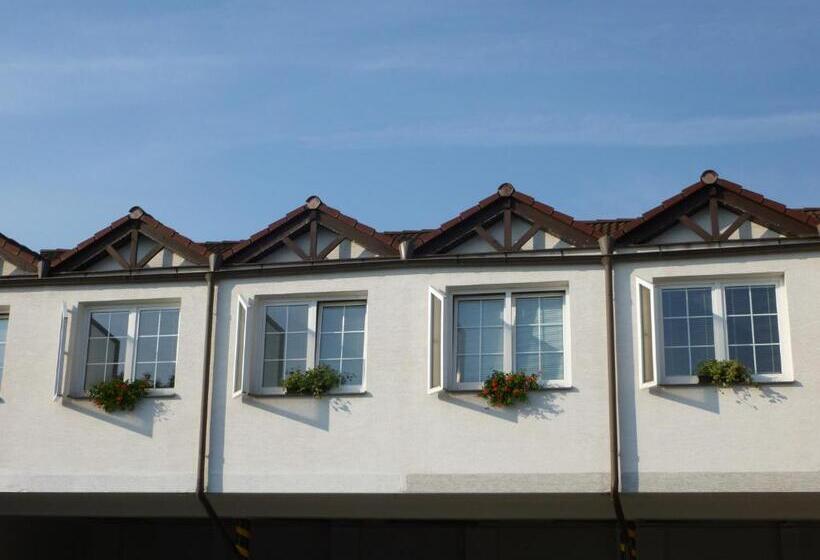 Hotel Penzion šenk Pardubice