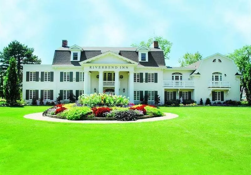 Hotel Riverbend Inn & Vineyard