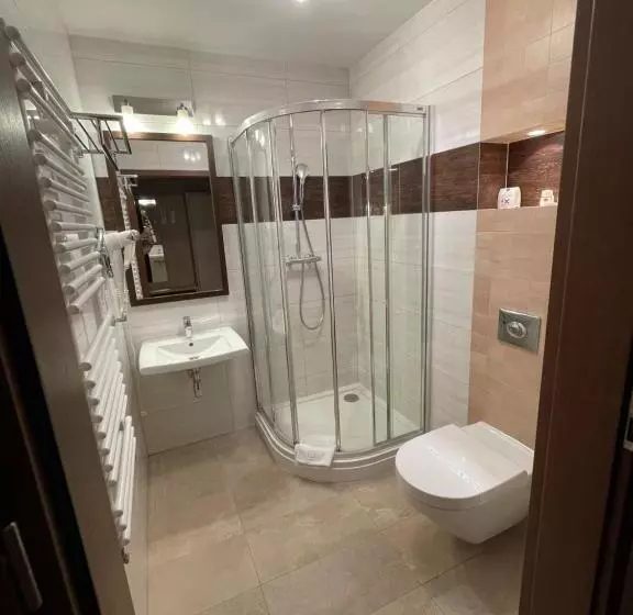 בית מלון כפרי Skarbek