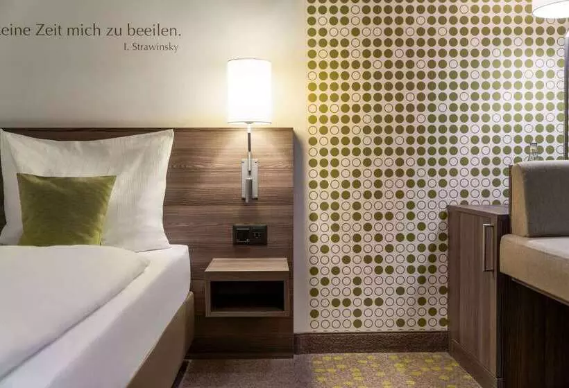 Отель Vienna House By Wyndham Zur Bleiche Schaffhausen