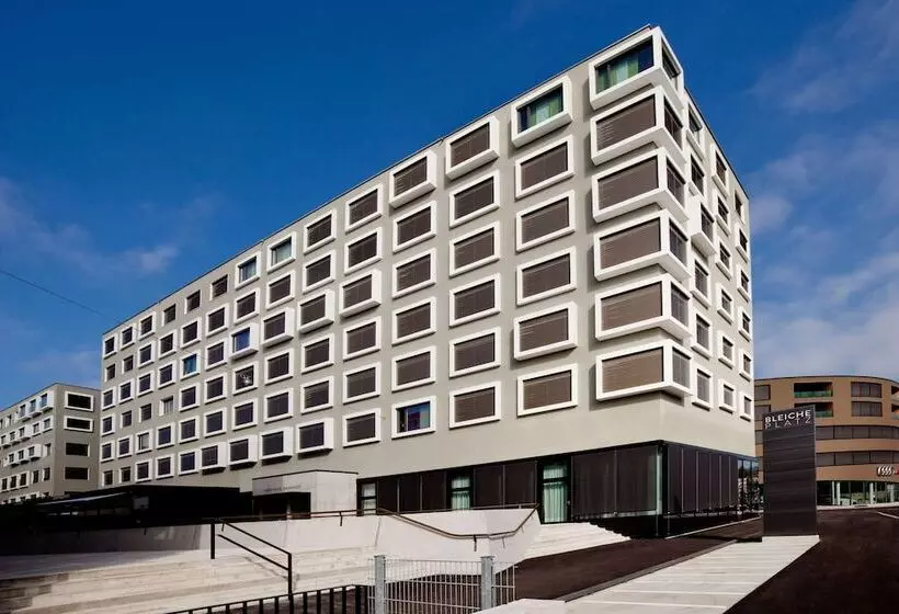 Отель Vienna House By Wyndham Zur Bleiche Schaffhausen