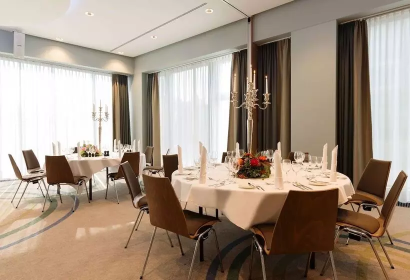 Отель Vienna House By Wyndham Zur Bleiche Schaffhausen